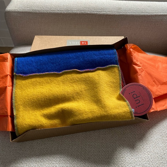 NWT Handmade Infinity Scarf - Picture 2 of 5